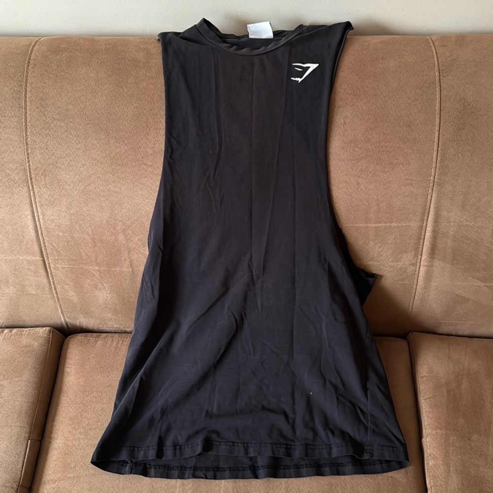 Gymshark drop cut off tank top size small